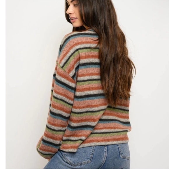 Brushed Striped Cozy Long Sleeve Top - Picture 2 of 3